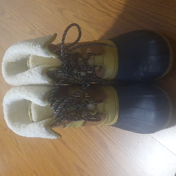 Tommy Hilfiger Boots Rusteen dark natural faux shearling lined size 10 - Picture 4 of 9